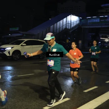Runner Photo 7887006