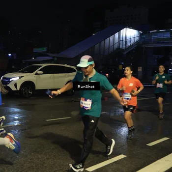 Runner Photo 7887012