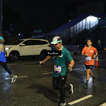 Runner Photo 7887015