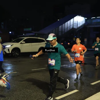 Runner Photo 7887018