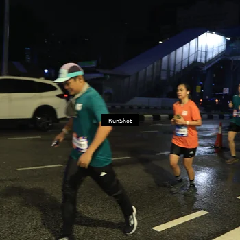 Runner Photo 7887021