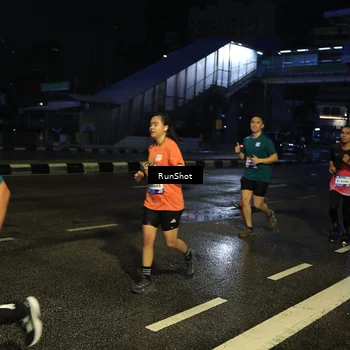 Runner Photo 7887031