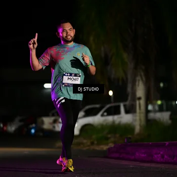 Runner Photo 7887033