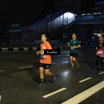 Runner Photo 7887034