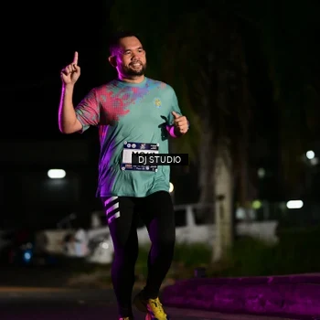 Runner Photo 7887037