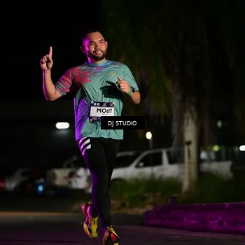 Runner Photo 7887039