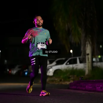 Runner Photo 7887047