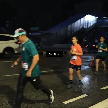 Runner Photo 7887058