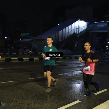 Runner Photo 7887067