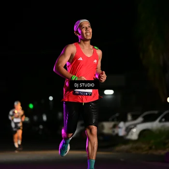 Runner Photo 7887068