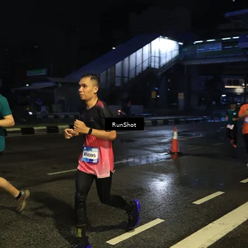 Runner Photo 7887080