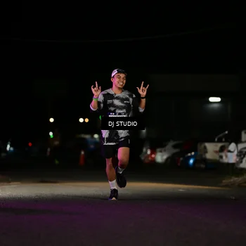Runner Photo 7887081