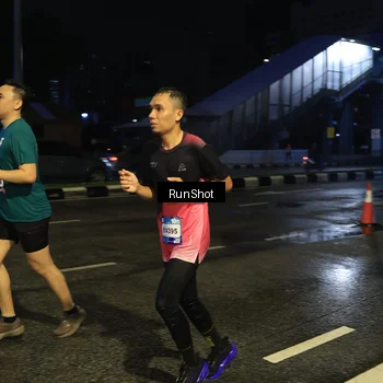 Runner Photo 7887087