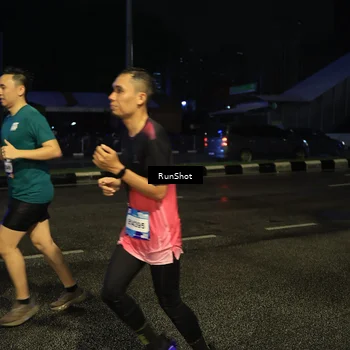 Runner Photo 7887106