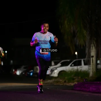 Runner Photo 7887108