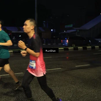 Runner Photo 7887109