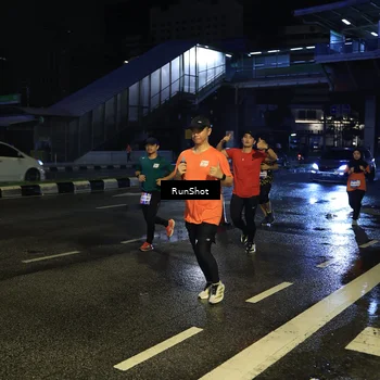 Runner Photo 7887140