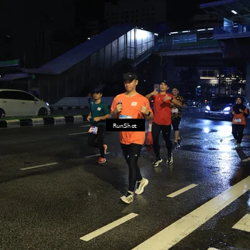 Runner Photo 7887141