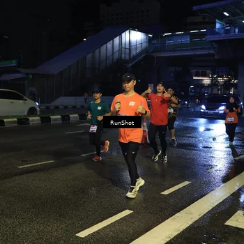 Runner Photo 7887142