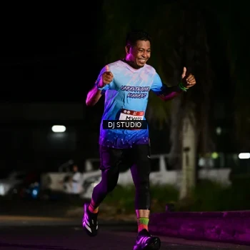 Runner Photo 7887145