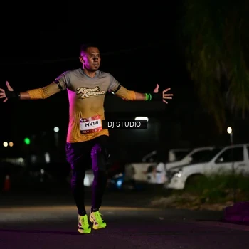 Runner Photo 7887148
