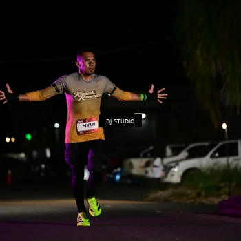 Runner Photo 7887149