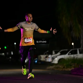 Runner Photo 7887150