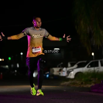 Runner Photo 7887152