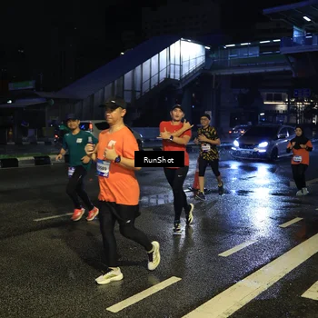 Runner Photo 7887160