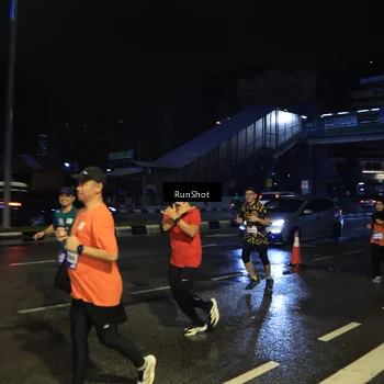 Runner Photo 7887164