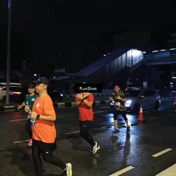 Runner Photo 7887167