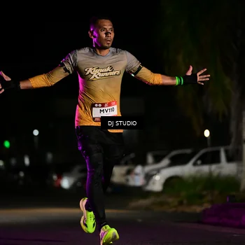Runner Photo 7887172