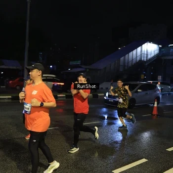Runner Photo 7887173