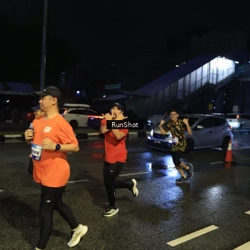 Runner Photo 7887175