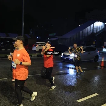 Runner Photo 7887178