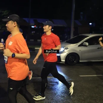 Runner Photo 7887191