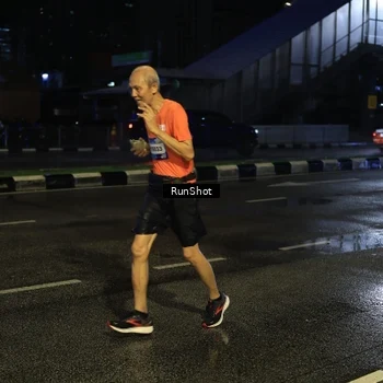 Runner Photo 7887310