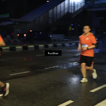 Runner Photo 7887324