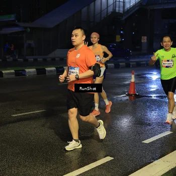 Runner Photo 7887330