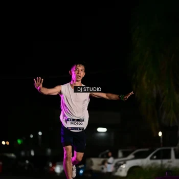 Runner Photo 7887331