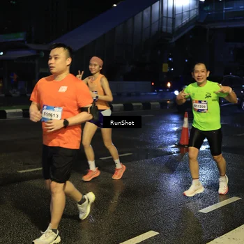 Runner Photo 7887336