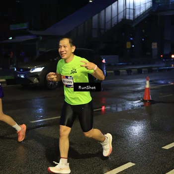 Runner Photo 7887360
