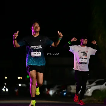Runner Photo 7887365