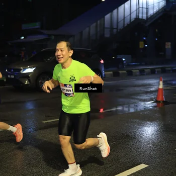 Runner Photo 7887371