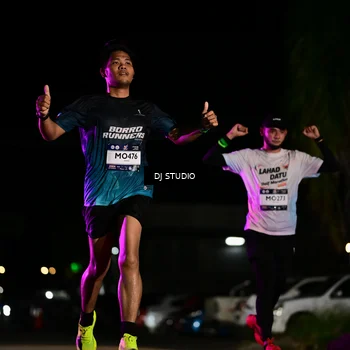 Runner Photo 7887372