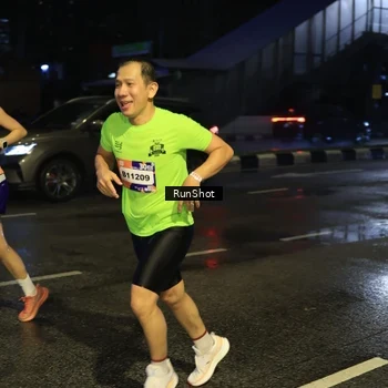 Runner Photo 7887374