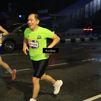 Runner Photo 7887378