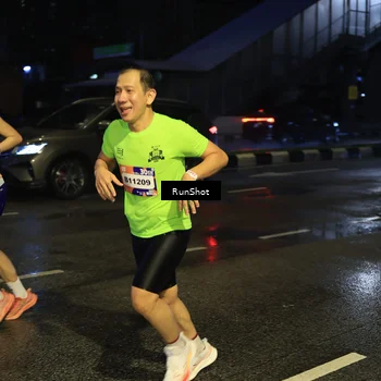 Runner Photo 7887380