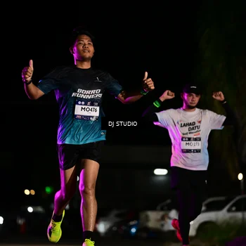 Runner Photo 7887382