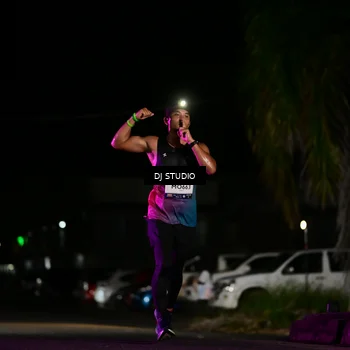 Runner Photo 7887399